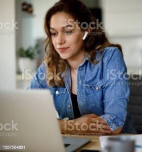 Image related to online Health Information Technology program.